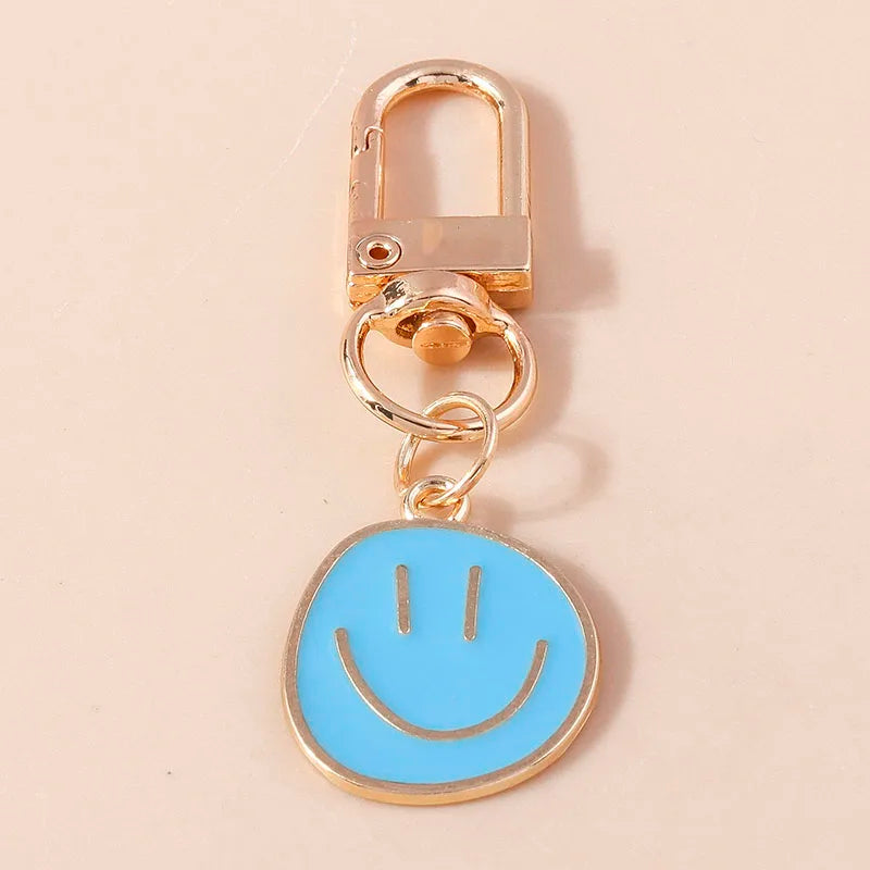 Aihua Irregular Round Smile Face Keychain for Women Key Ring Gift Fashion Cartoon Bag Airpods Box Car Phone Accessories Jewelry