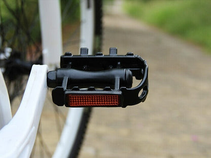 Reflective Setting On Both Sides All-aluminum Large Pedal Bicycle Universal Non-slip Pedal Riding Equipment Bike Pedals Mountain Road Bicycle Flat Pedal-Universal Lightweight Aluminum Alloy Platform Pedal For Travel Cycle-Cross The Road