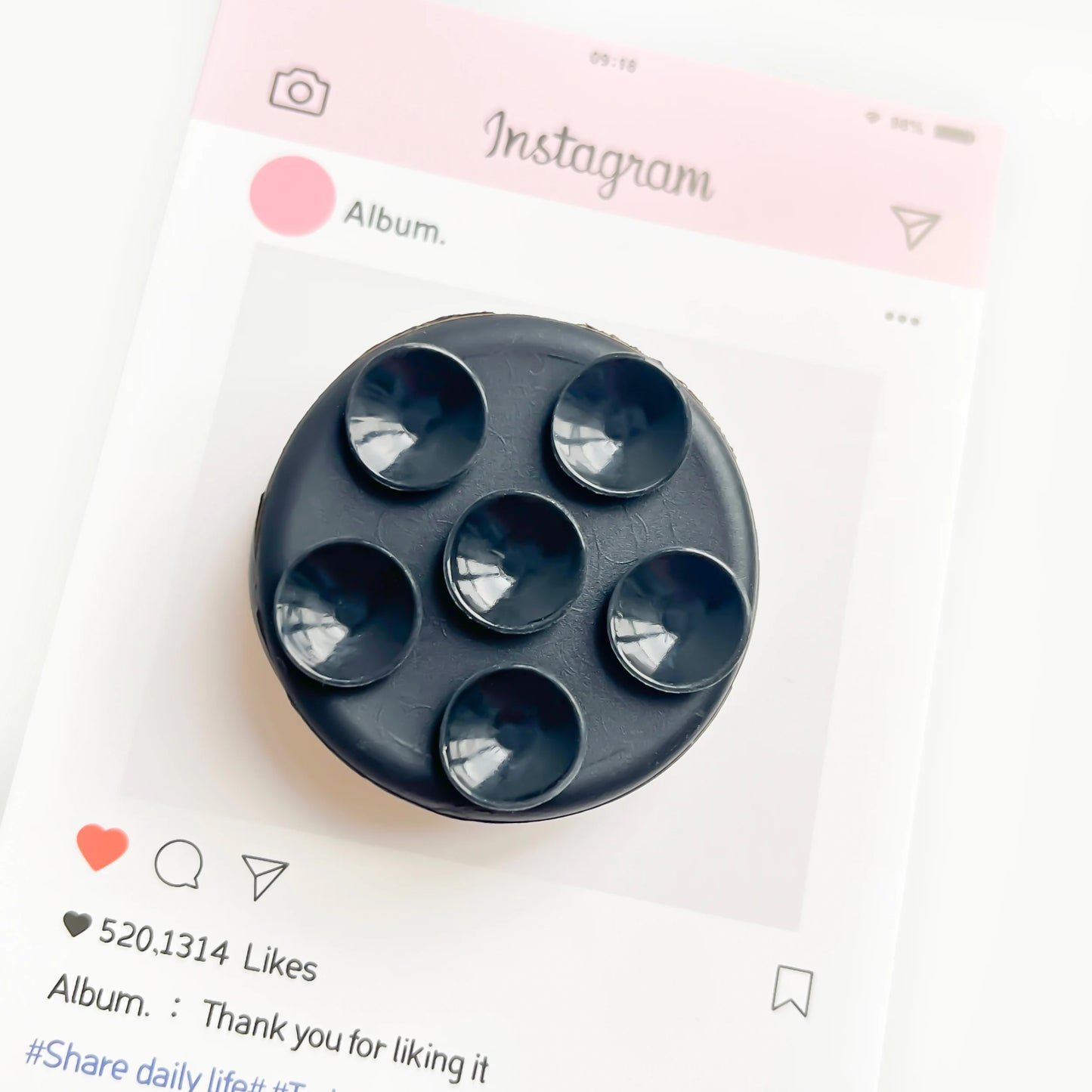 Silicone Suction Cup Phone Holder With Grip Fixture Suction Pad Non Slip Stand Finger Ring Holder Phone Sockets Poppings Griptok