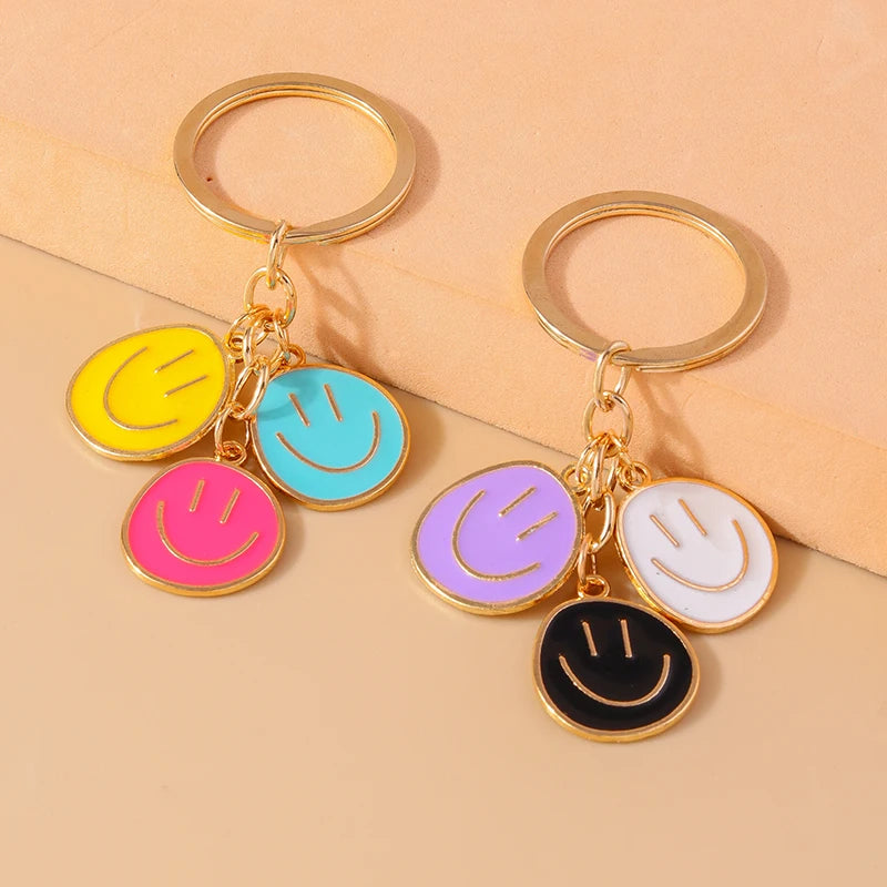 Aihua Irregular Round Smile Face Keychain for Women Key Ring Gift Fashion Cartoon Bag Airpods Box Car Phone Accessories Jewelry