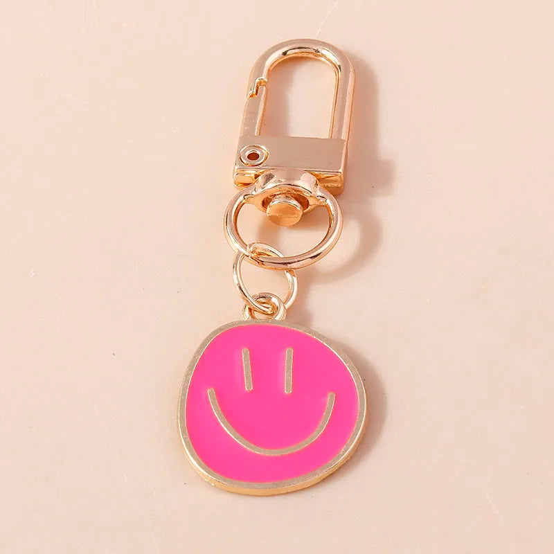 Aihua Irregular Round Smile Face Keychain for Women Key Ring Gift Fashion Cartoon Bag Airpods Box Car Phone Accessories Jewelry