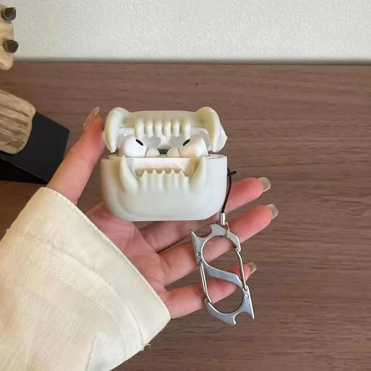 For AirPods 4 3 2 1 Pro Pro2 Earphone Case 3D Horrible Tiger Tooth Cartoon Headphone Box With Pendant Cool Cover