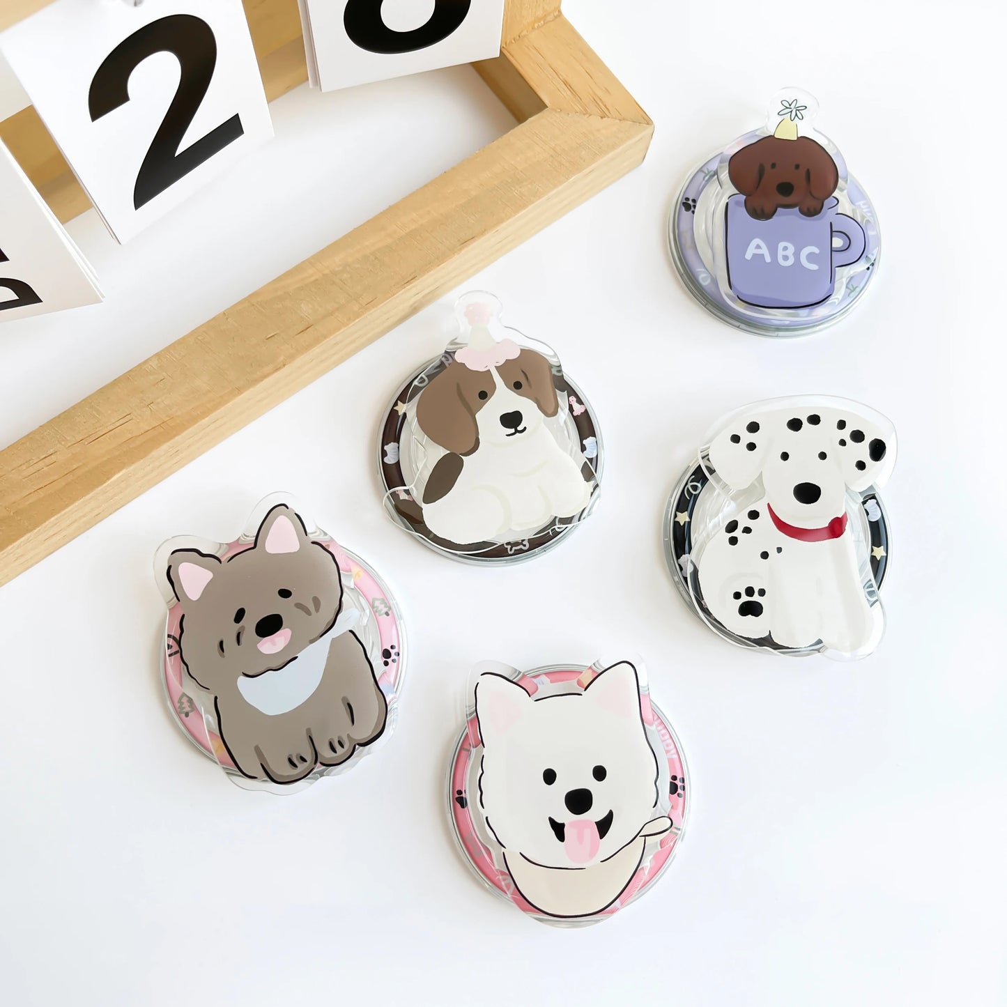 Customized Magnetic Acrylic Phone Grip Cartoon Anime Mobile Phone Holder Stand Custom Magnetic Cell Phone Socket With Your Photo