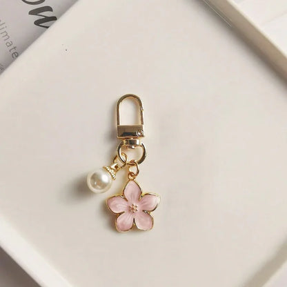 Fashion Flower Pearl Pendant Backpack Pendant Simple Alloy Drip Oil Car Key Pendant Earphones Phone Hanging Gift