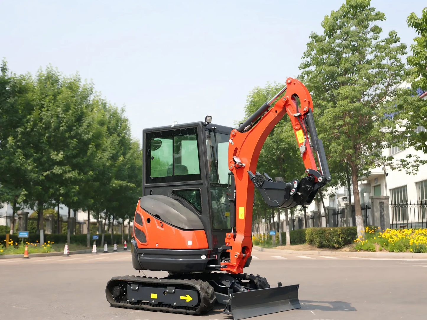 Mini Excavator 2 ton 2.5 ton Free Shipping CE Mini Bagger Mini Digger Kubota Engine Customized Crawler Farm Excavators Garden