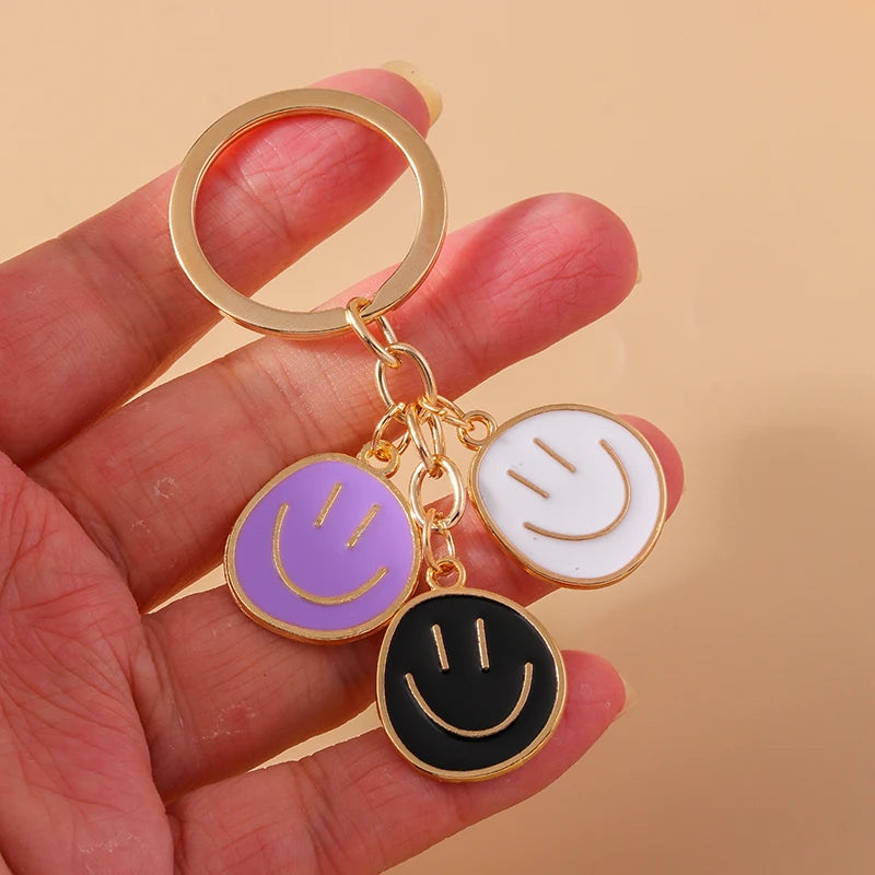 Aihua Irregular Round Smile Face Keychain for Women Key Ring Gift Fashion Cartoon Bag Airpods Box Car Phone Accessories Jewelry