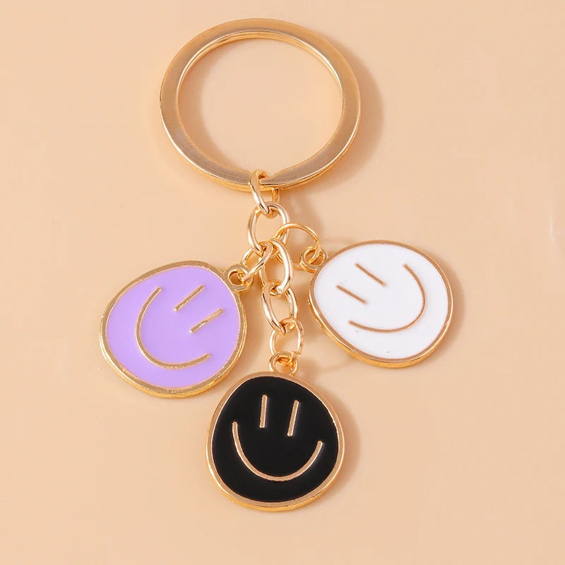 Aihua Irregular Round Smile Face Keychain for Women Key Ring Gift Fashion Cartoon Bag Airpods Box Car Phone Accessories Jewelry